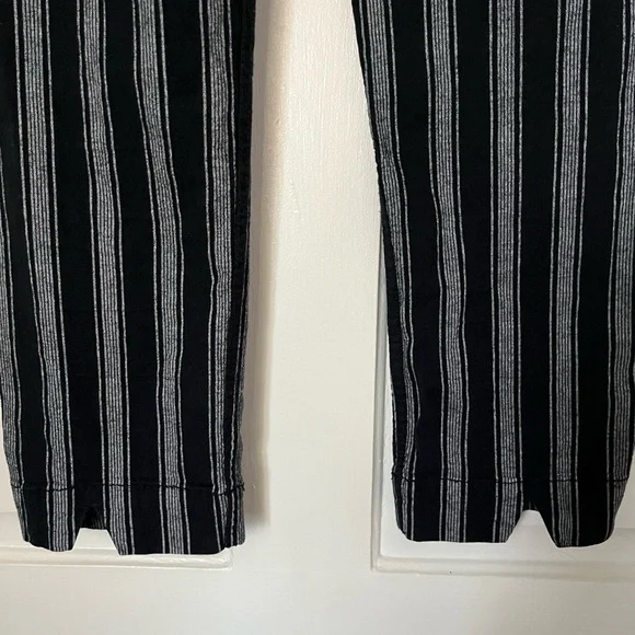 Brandy Melville Tilden high-rise Stripped Pants | xsmall - Picture 6 of 14